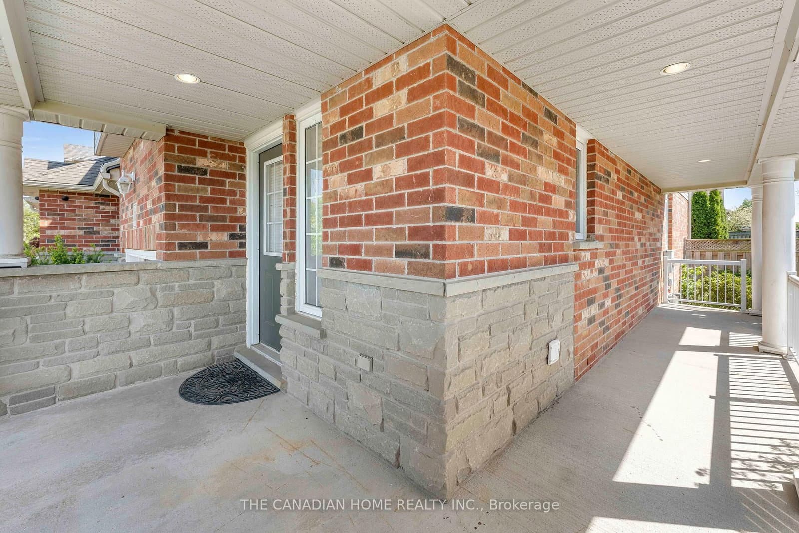 500 Robert Ferrie Drive thumbnail 24
