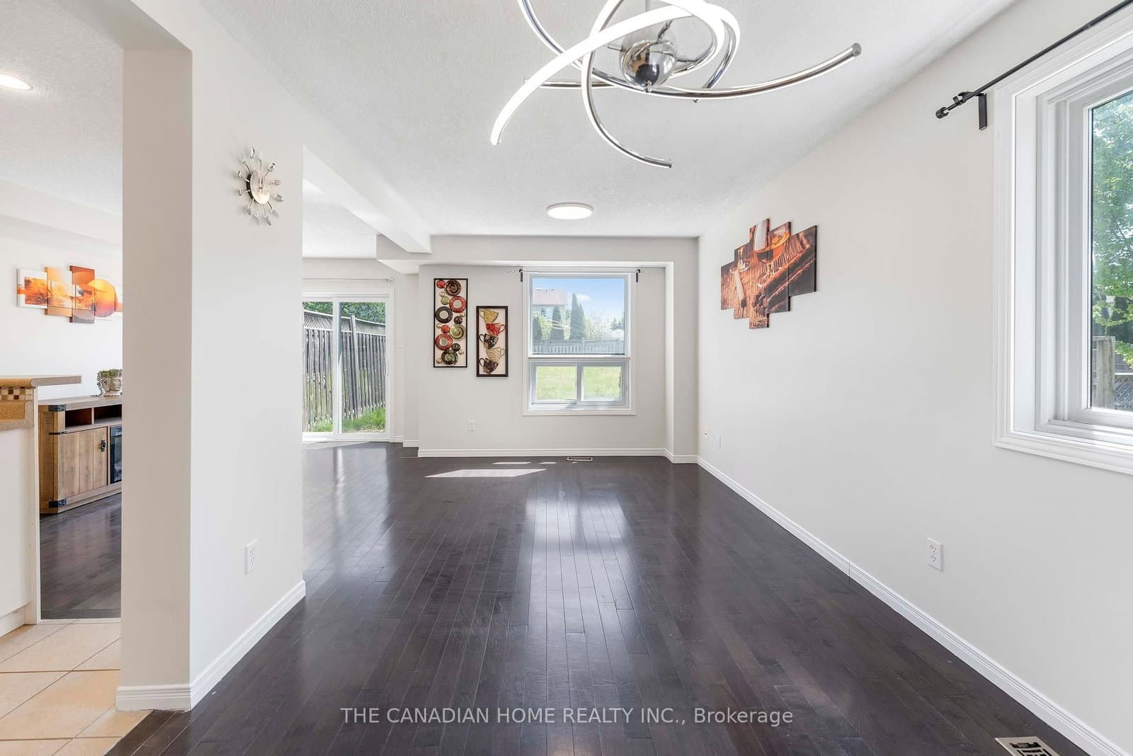 500 Robert Ferrie Drive thumbnail 32