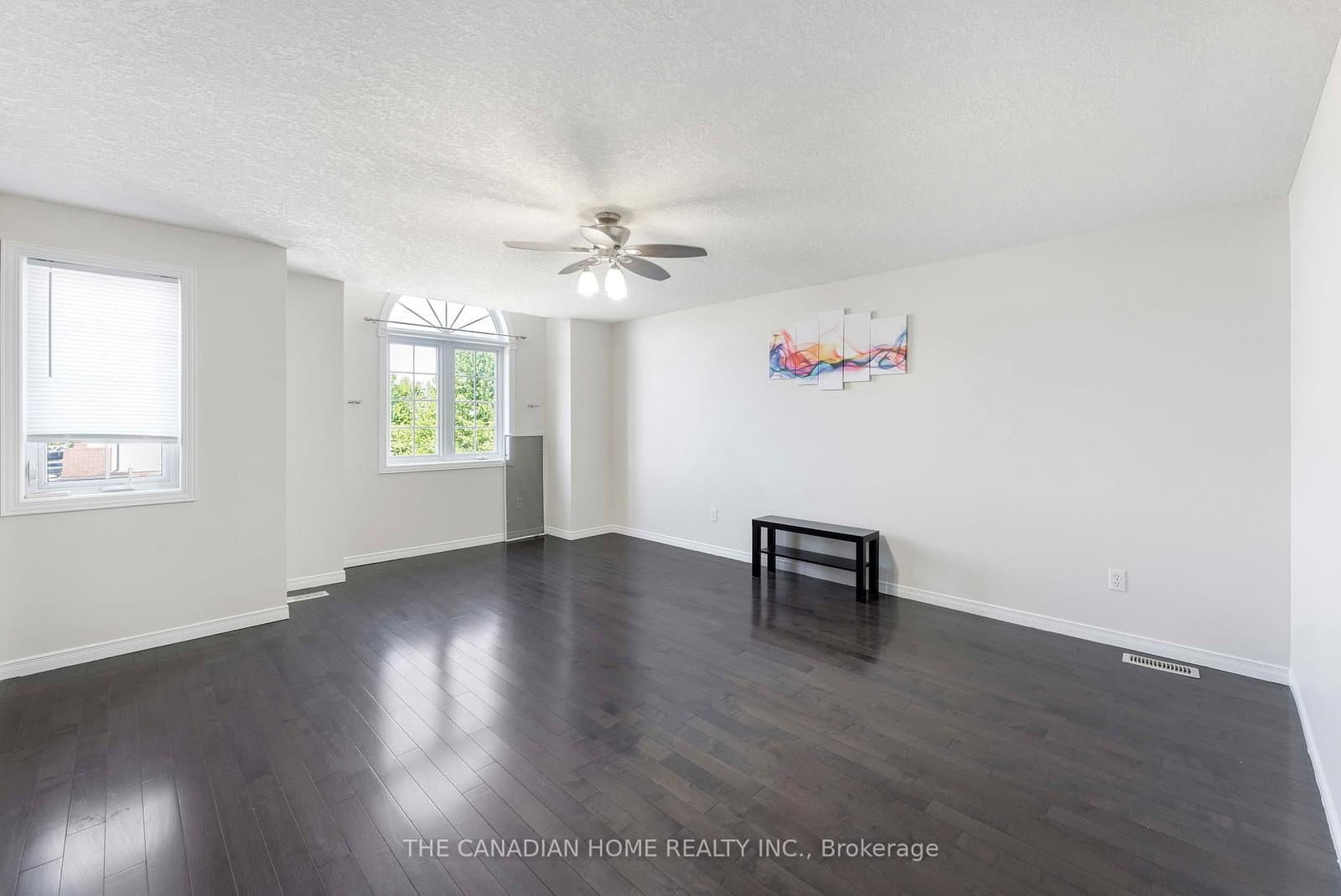 500 Robert Ferrie Drive thumbnail 8
