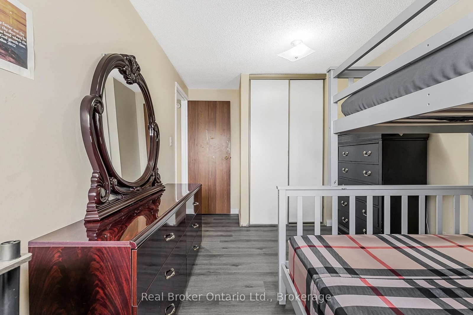 5982 Dunn Street, Unit 8 thumbnail 21