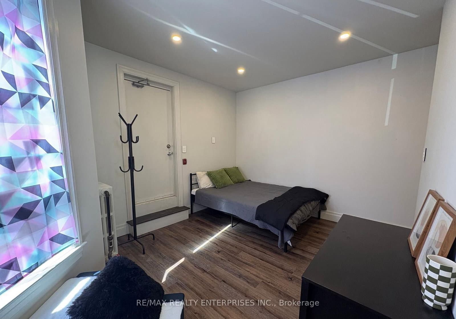 156 James Street S, Unit 3 thumbnail 10
