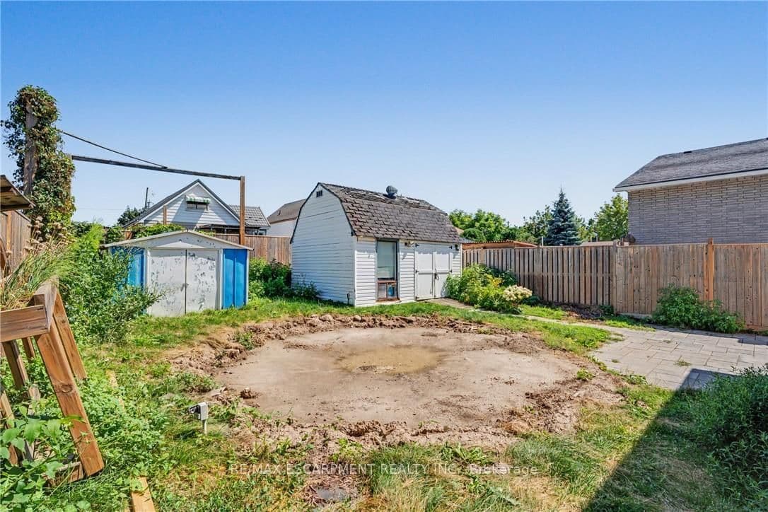 485 Cochrane Road thumbnail 28