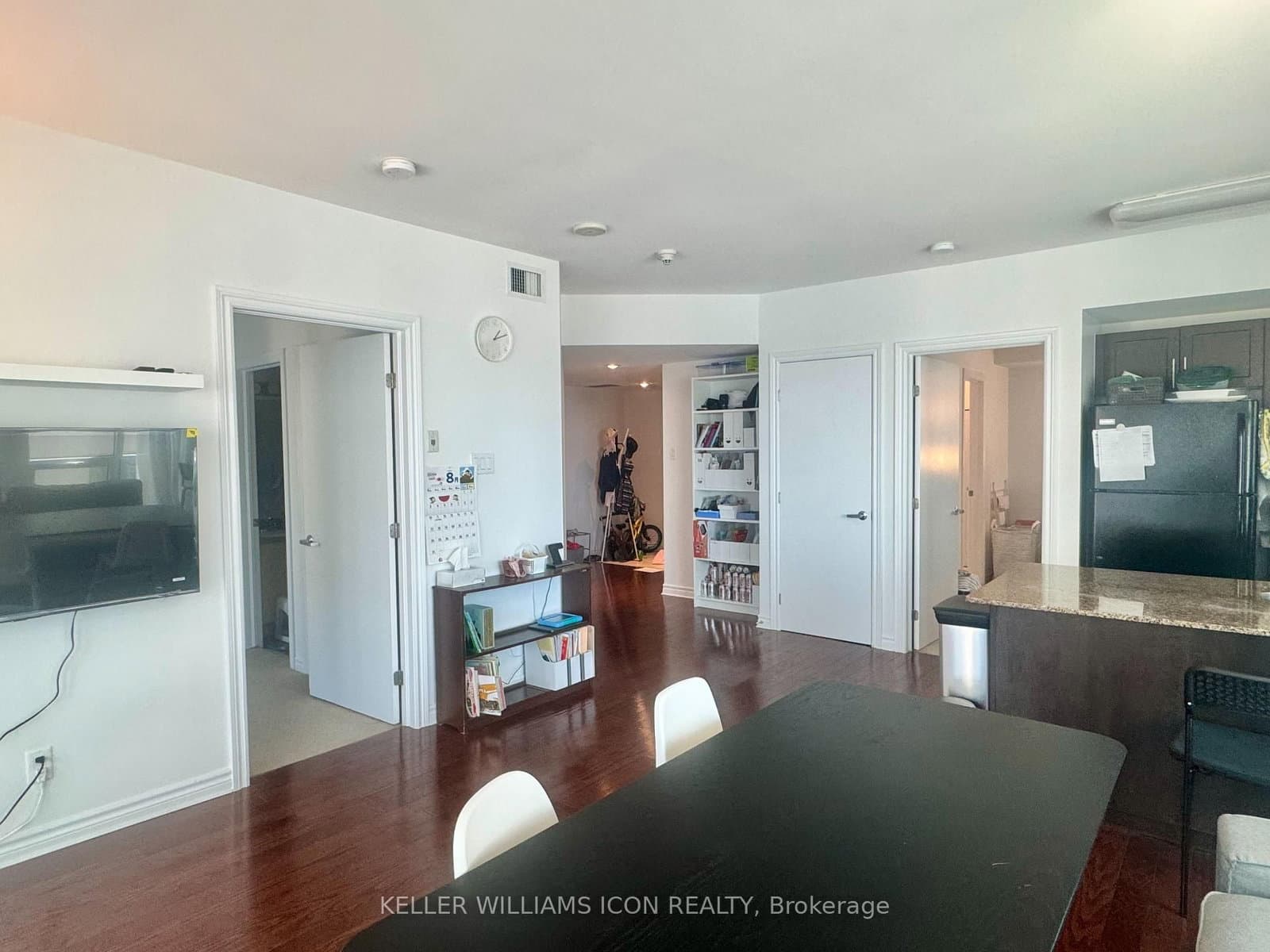 234 Rideau Street, Unit 901 thumbnail 9
