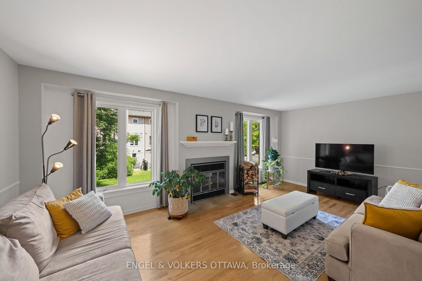 1831 Summerfields Crescent thumbnail 17