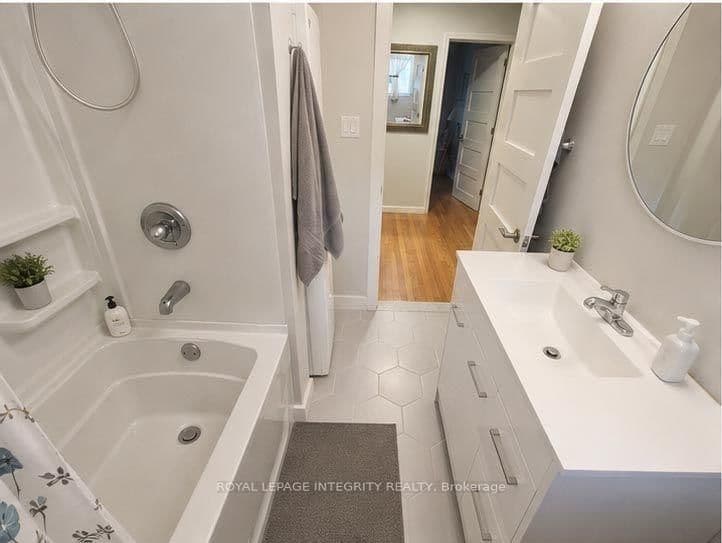 2748 Moncton Road, Unit A thumbnail 5
