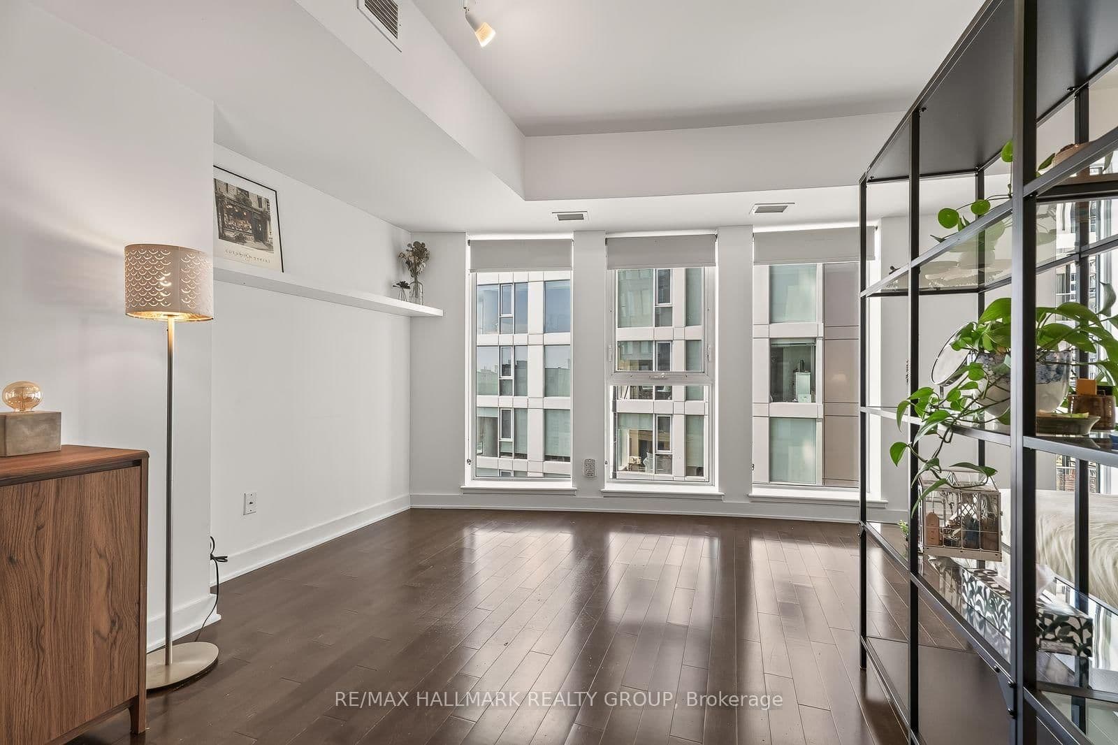 40 Nepean Street, Unit 1204 thumbnail 16