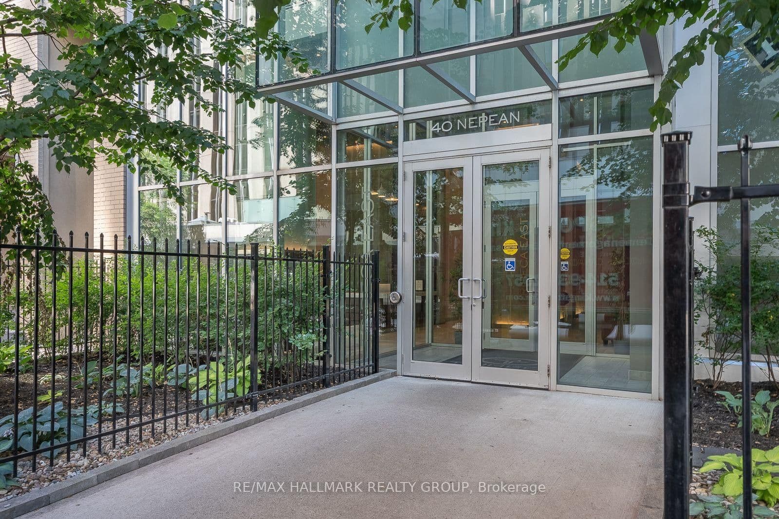 40 Nepean Street, Unit 1204 thumbnail 2