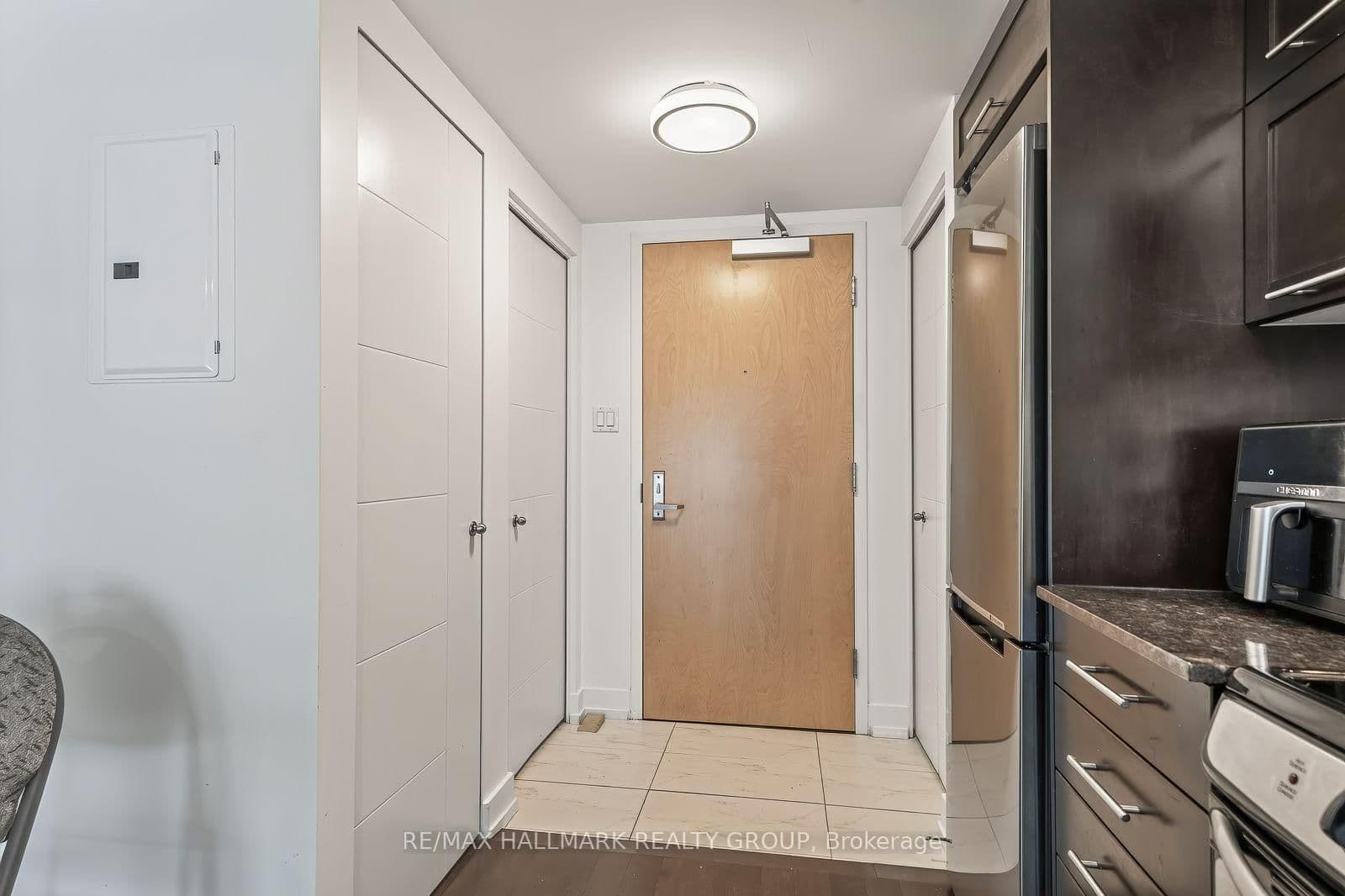 40 Nepean Street, Unit 1204 thumbnail 5