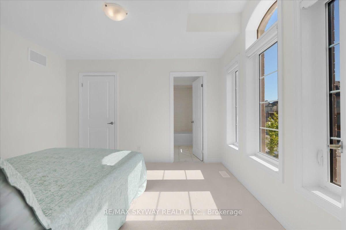 2 Georgina Street thumbnail 39