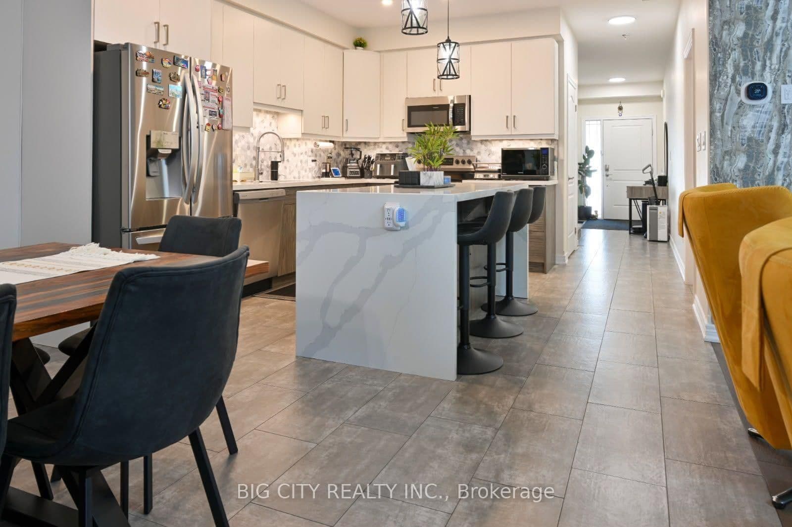 45 Dorchester Boulevard, Unit 23 thumbnail 10