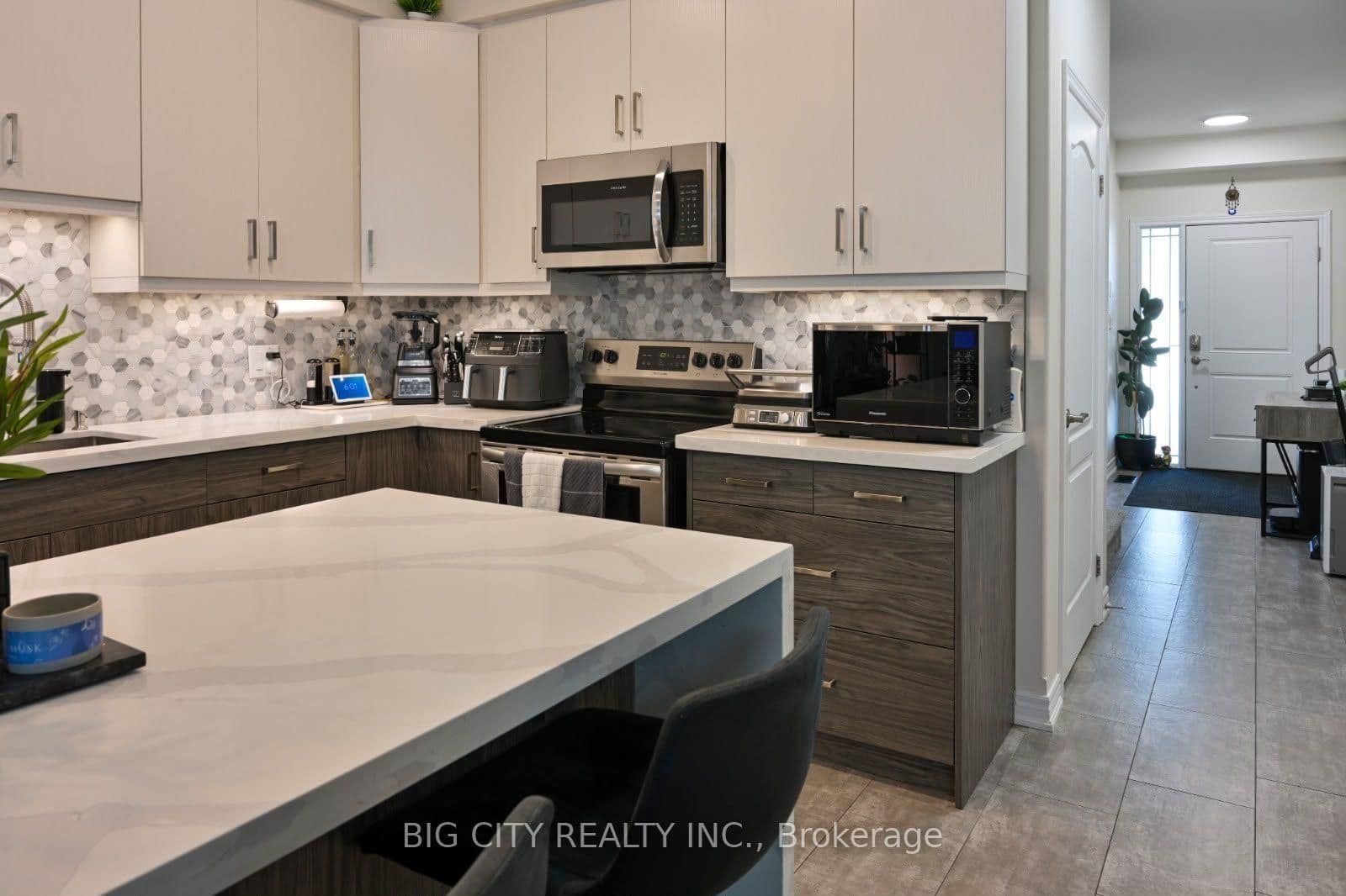 45 Dorchester Boulevard, Unit 23 thumbnail 12