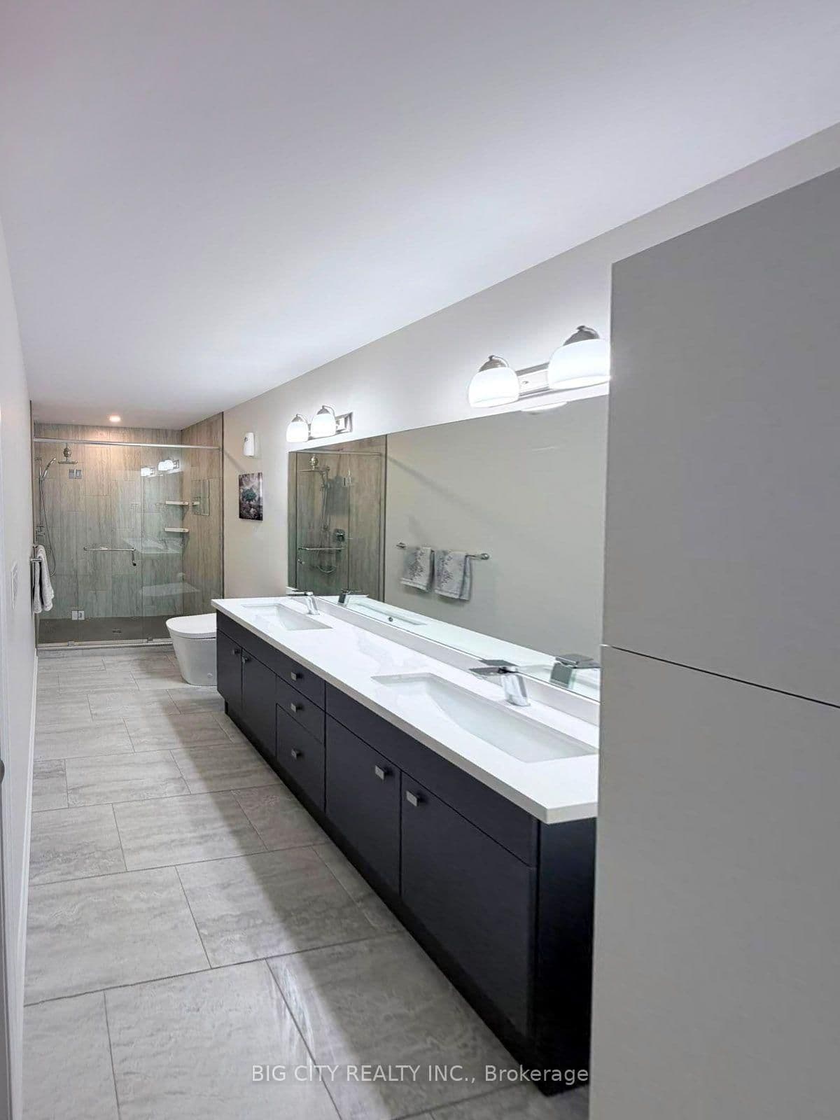 45 Dorchester Boulevard, Unit 23 thumbnail 5