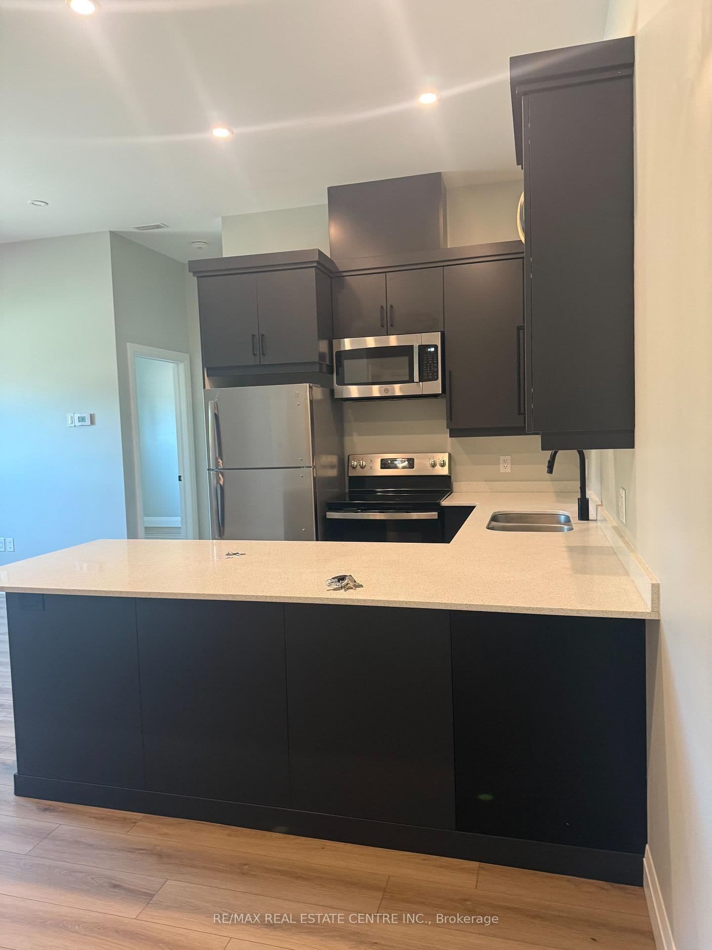 8 Main Street S, Unit 4 thumbnail 11