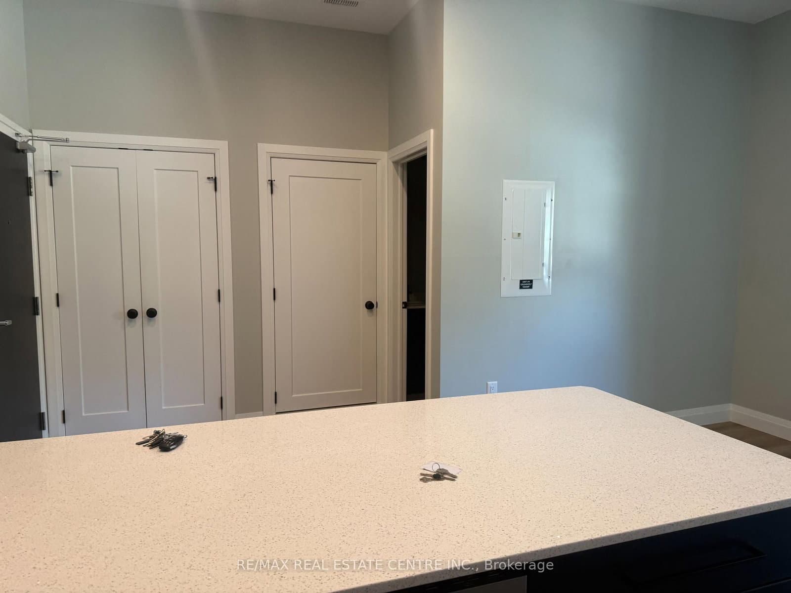 8 Main Street S, Unit 4 thumbnail 6