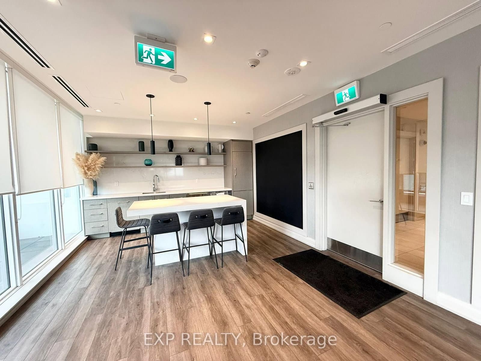 212 King William Street, Unit 1207 thumbnail 26