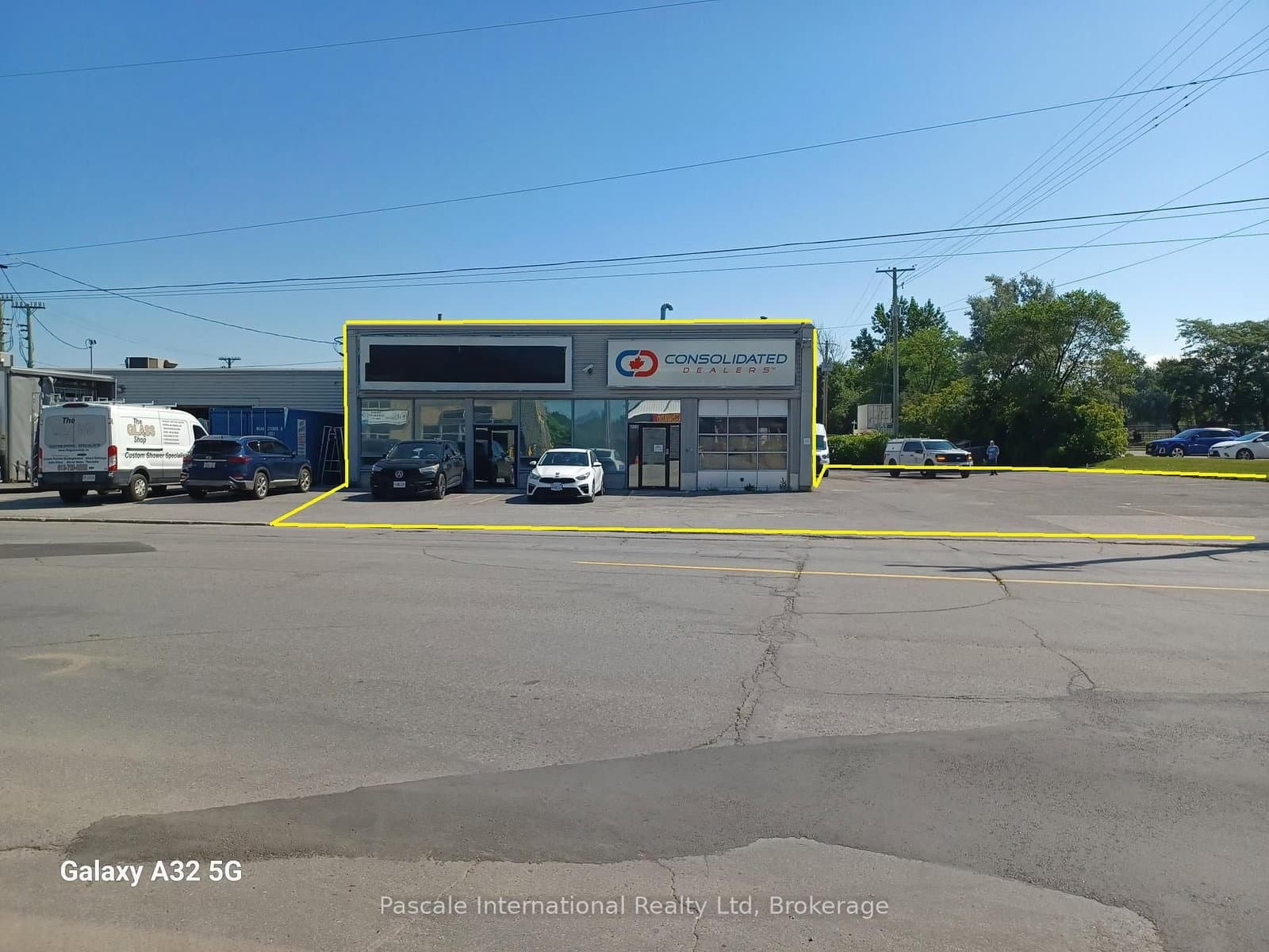 925 Clyde Avenue - Image 1