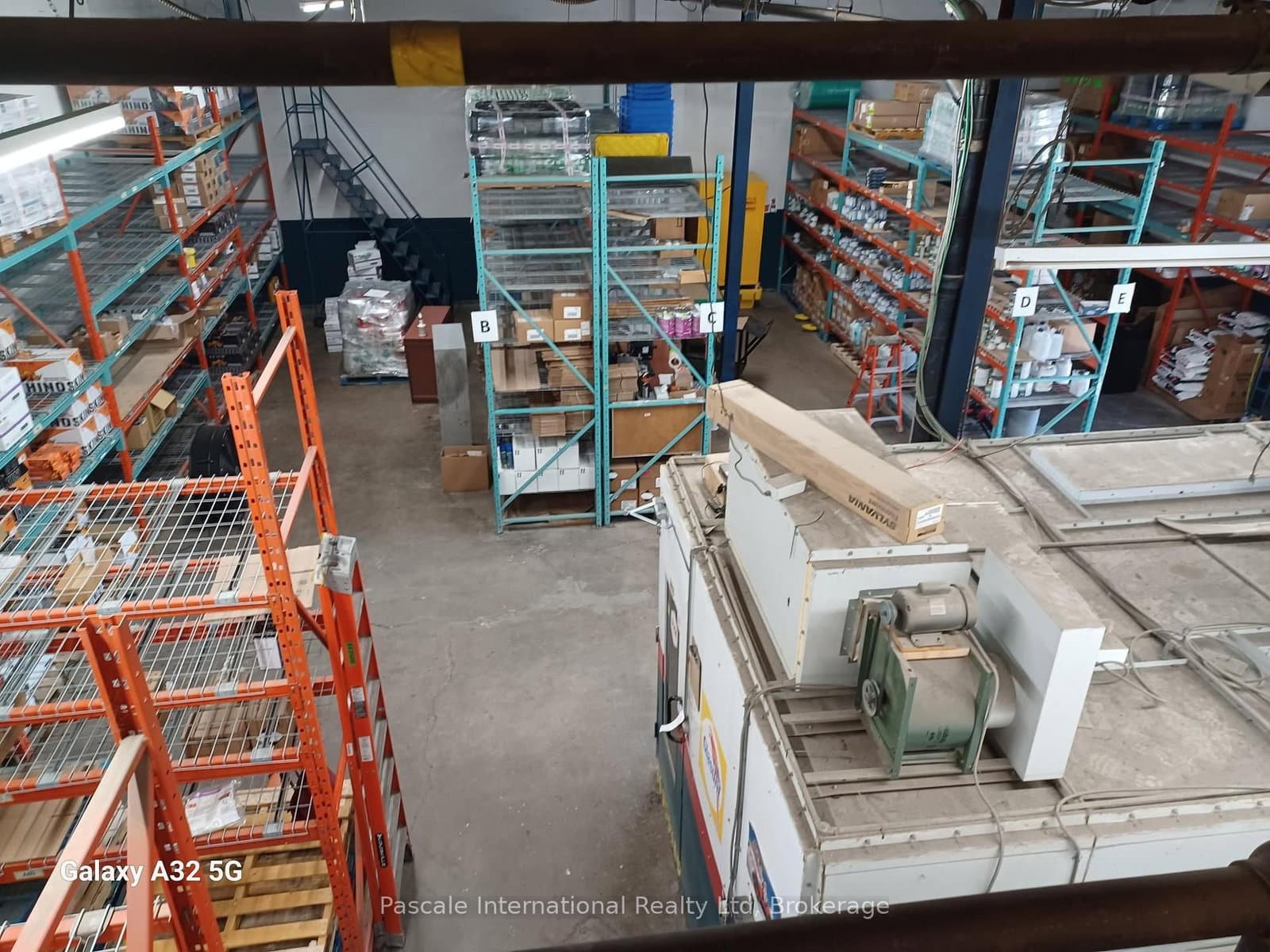 925 Clyde Avenue thumbnail 23