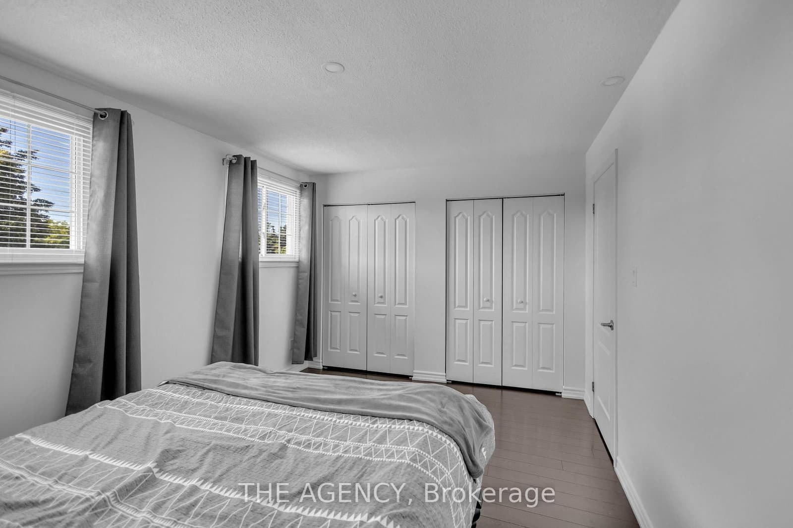 38 Athenia Drive thumbnail 18