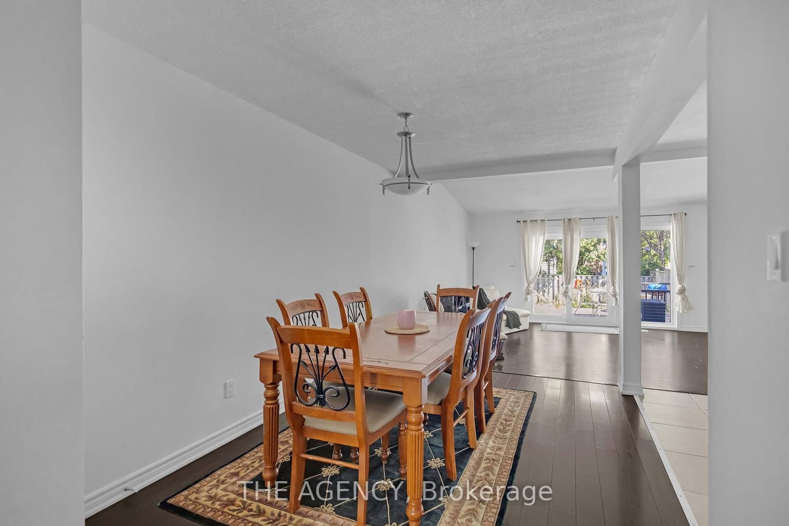 38 Athenia Drive thumbnail 8