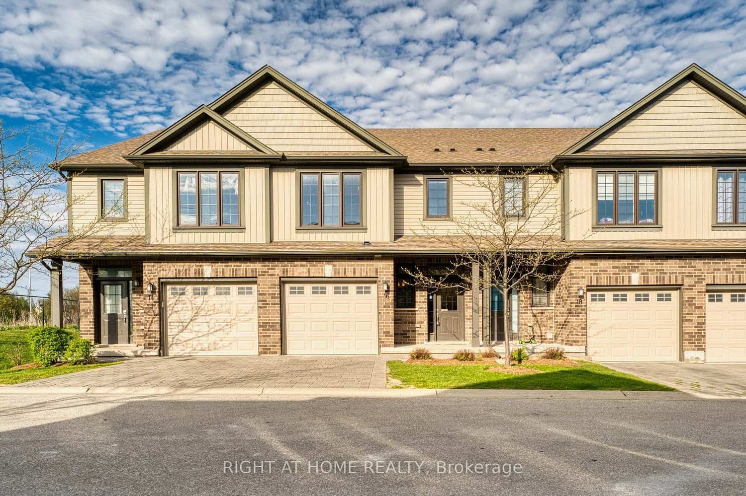 1030 OAKCROSSING Gate, Unit 16 - Image 1