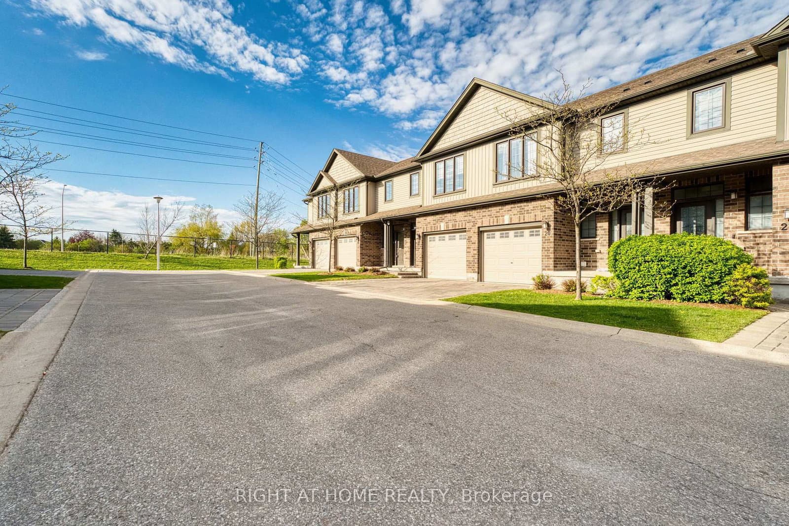 1030 OAKCROSSING Gate, Unit 16 thumbnail 2