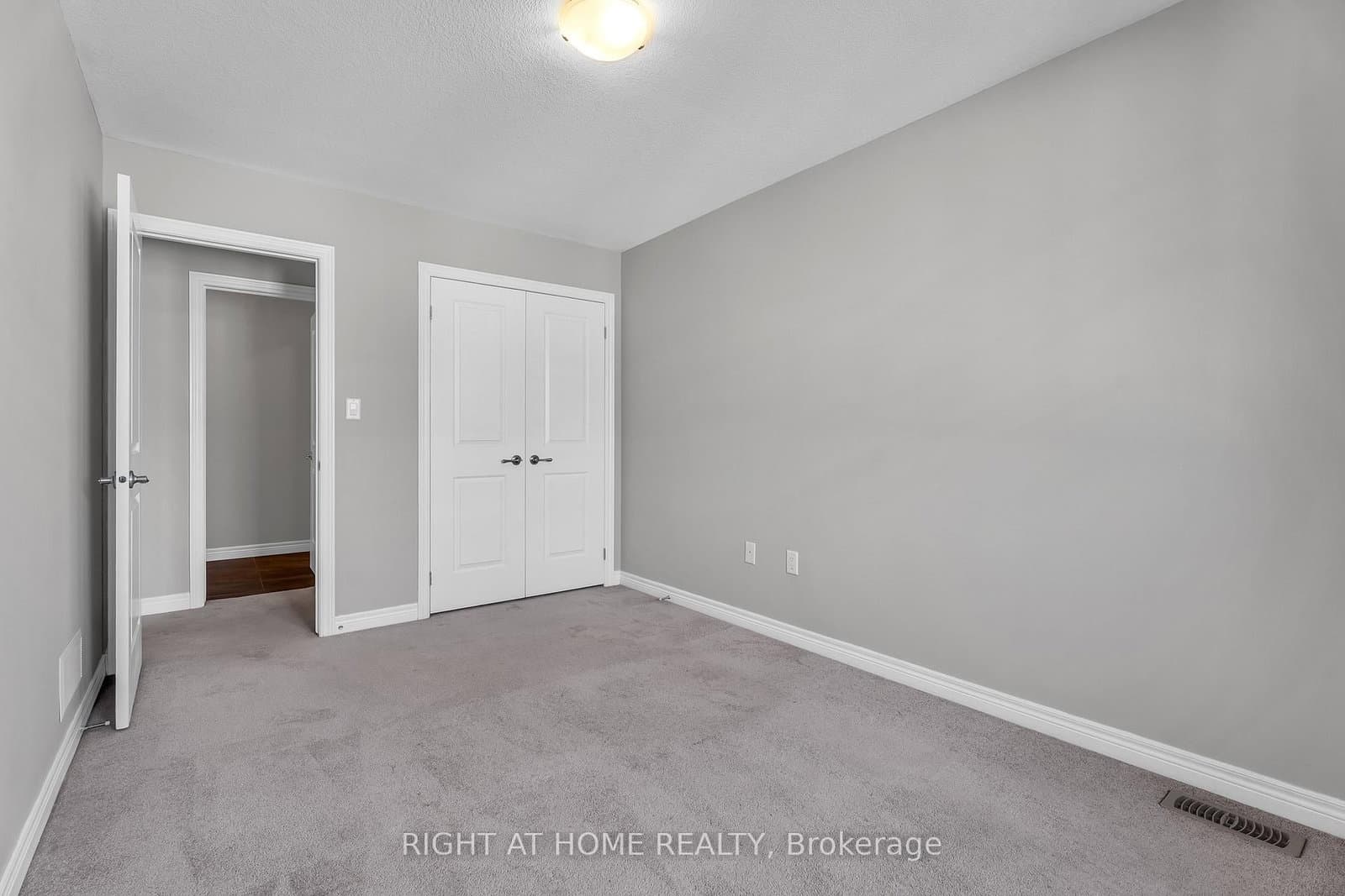 1030 OAKCROSSING Gate, Unit 16 thumbnail 23