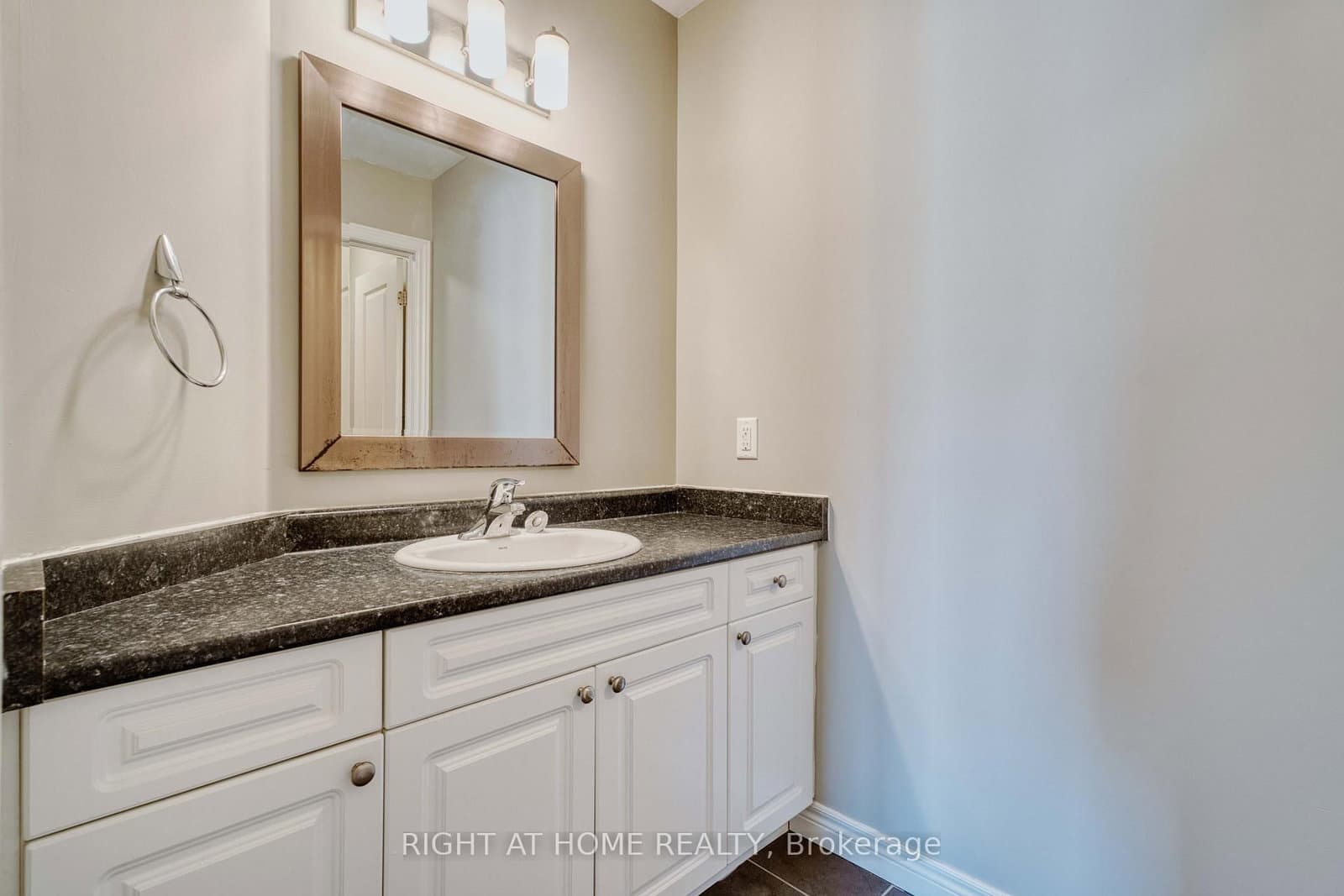 1030 OAKCROSSING Gate, Unit 16 thumbnail 24