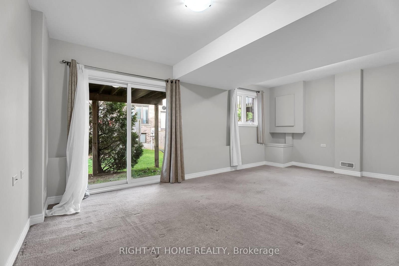 1030 OAKCROSSING Gate, Unit 16 thumbnail 29