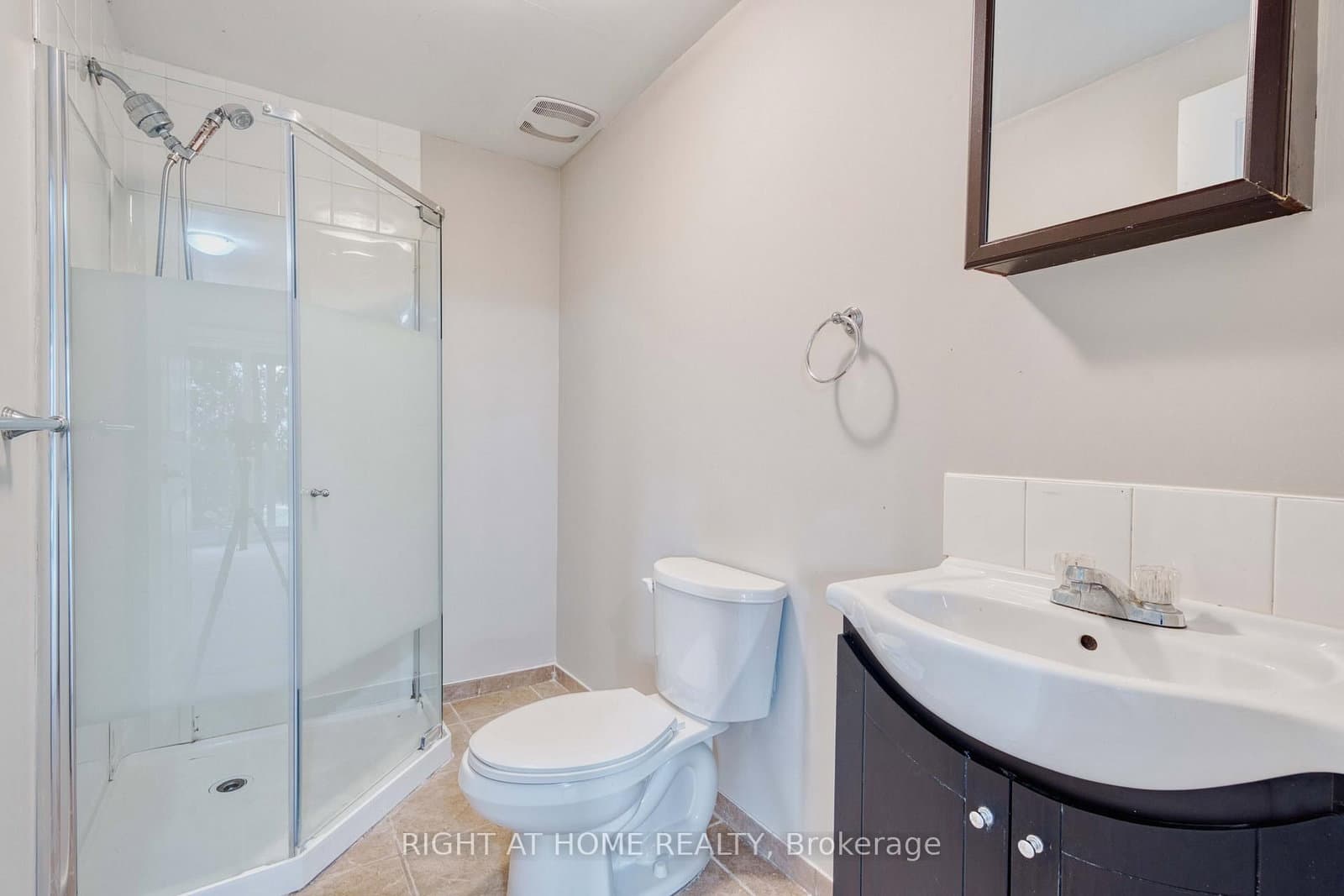 1030 OAKCROSSING Gate, Unit 16 thumbnail 31
