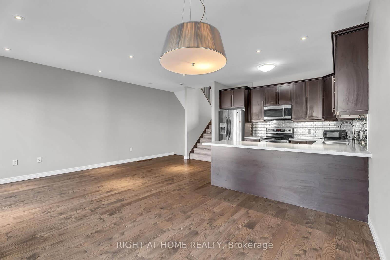 1030 OAKCROSSING Gate, Unit 16 thumbnail 8
