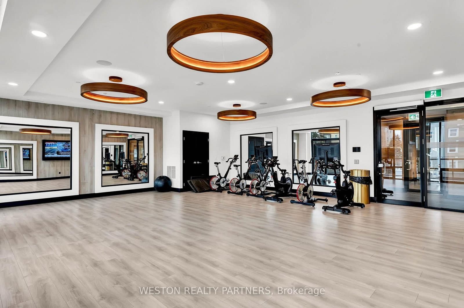 145 Columbia Street W, Unit 1134 thumbnail 22