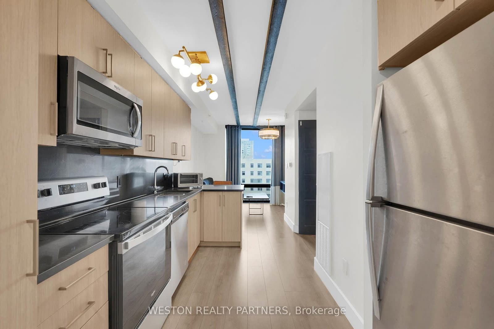 145 Columbia Street W, Unit 1134 thumbnail 6