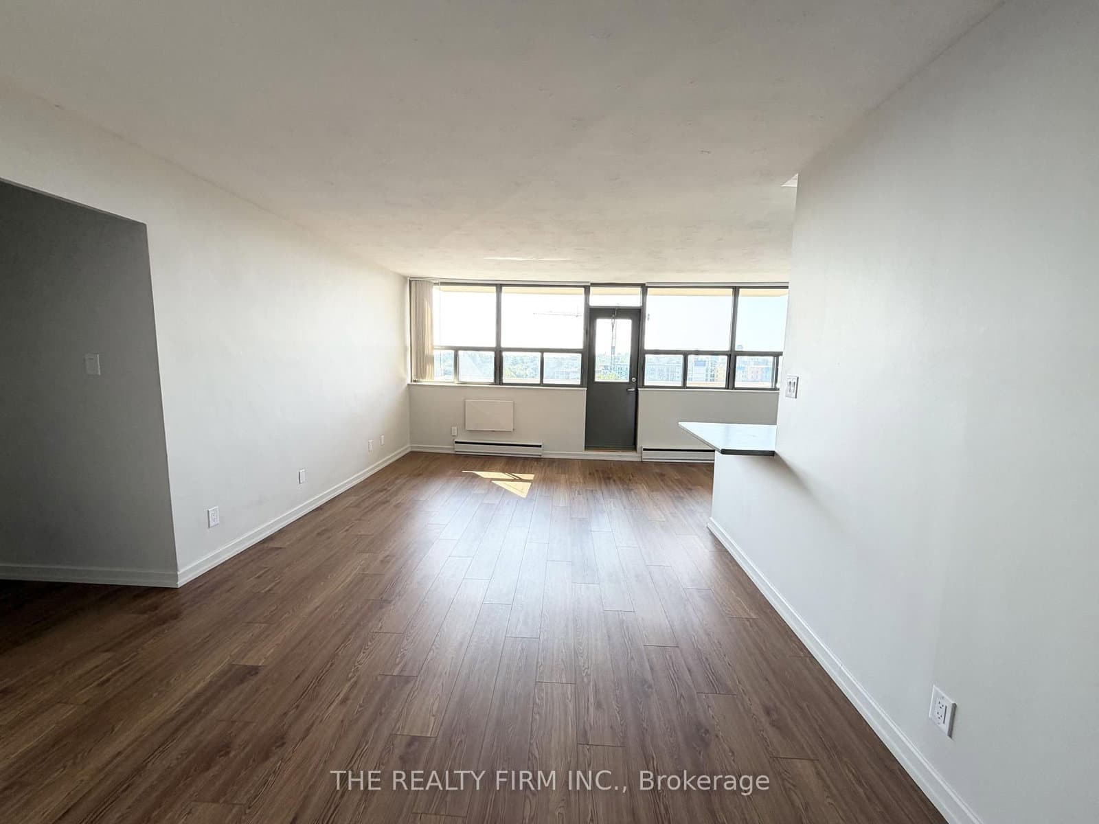 1209 Richmond Street, Unit 1202 thumbnail 2