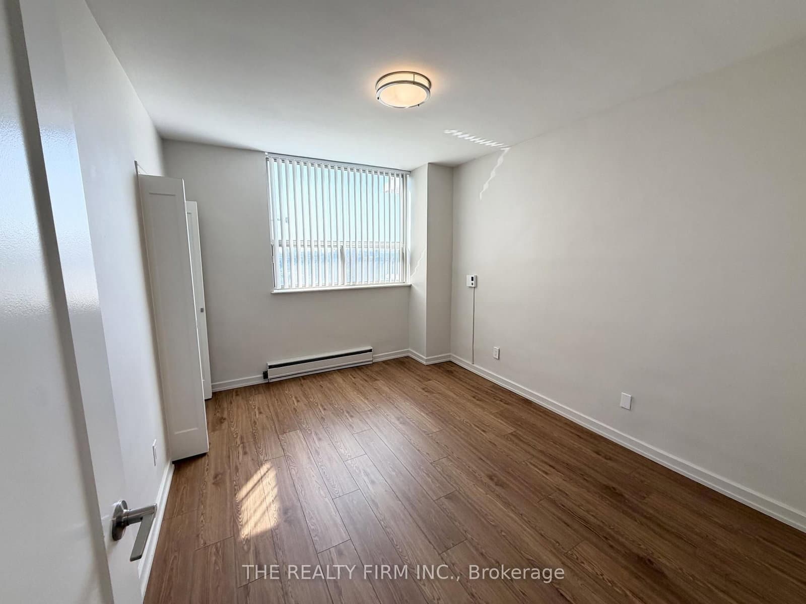 1209 Richmond Street, Unit 1202 thumbnail 6
