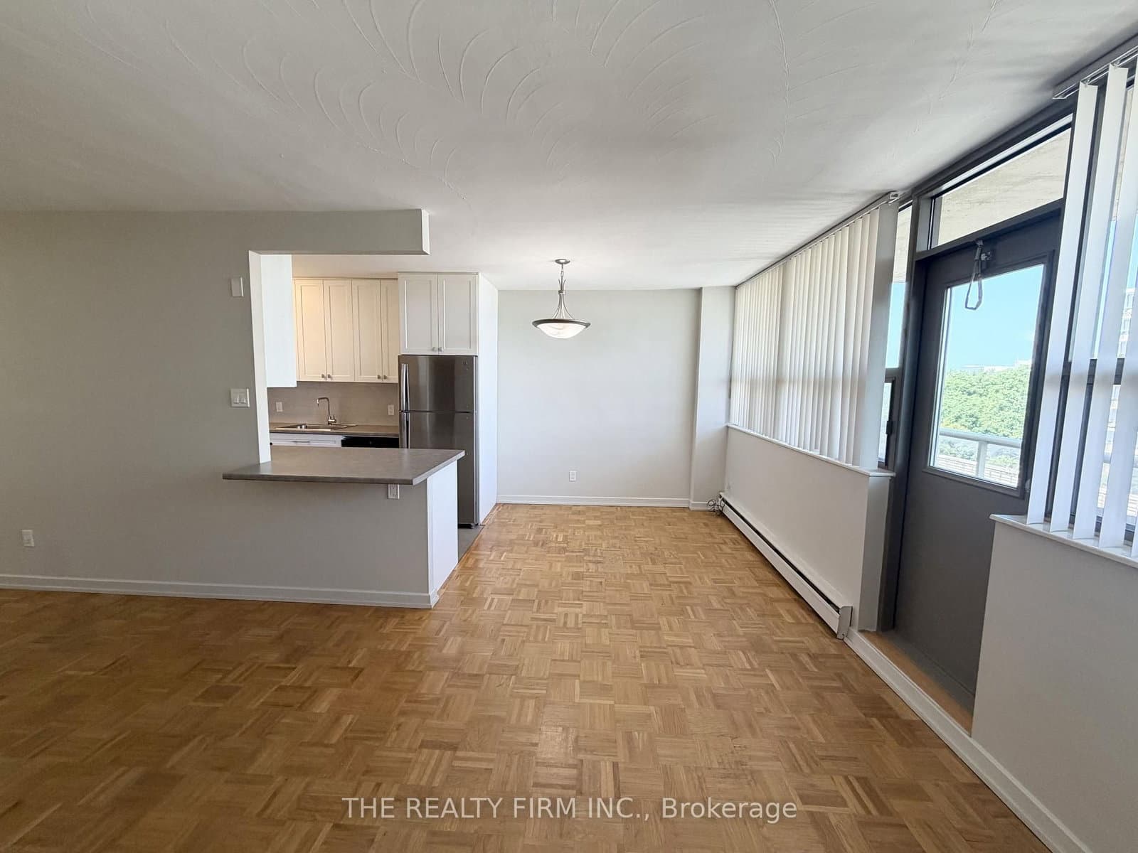 1209 Richmond Street, Unit 903 thumbnail 3
