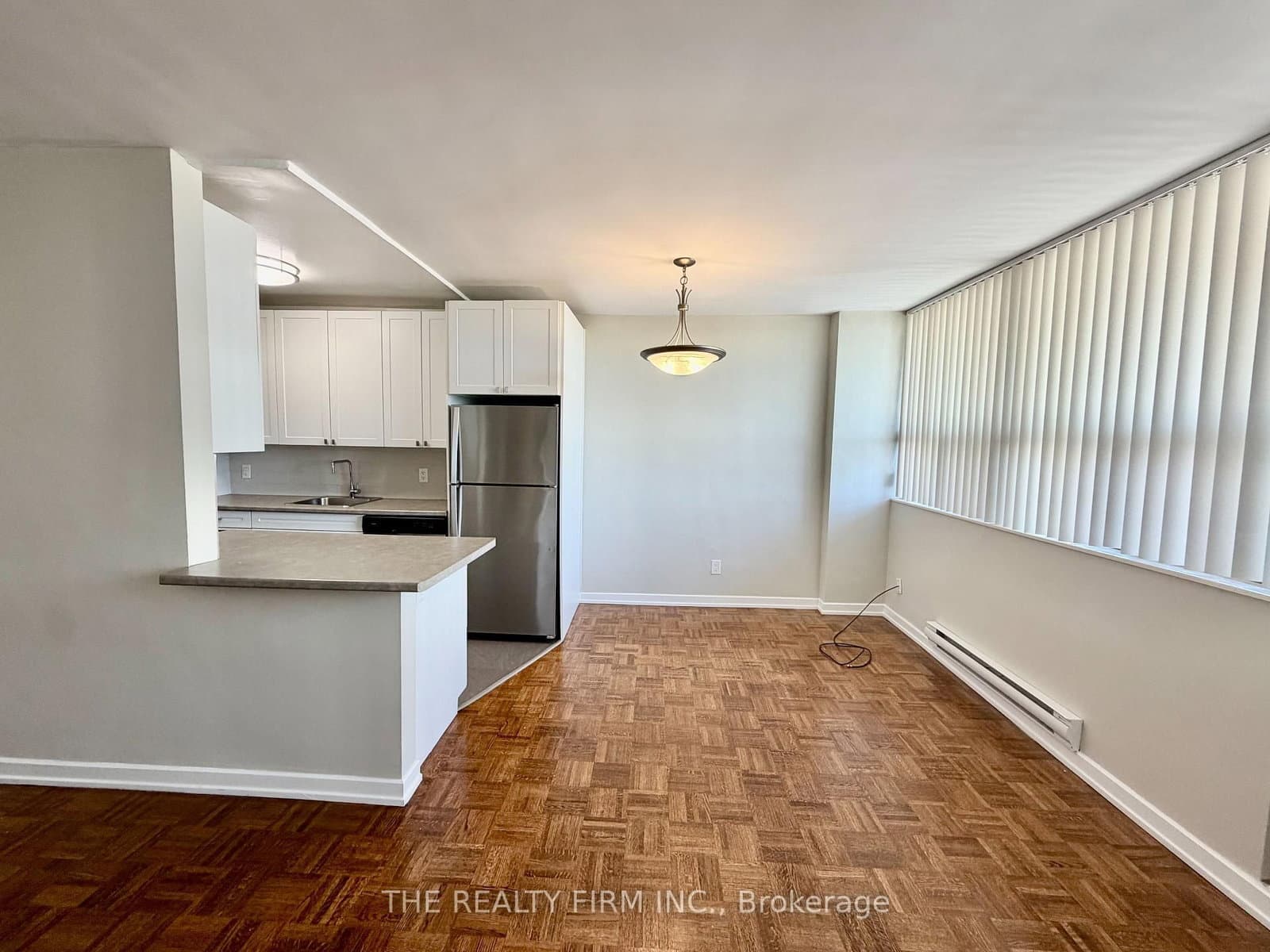 1209 Richmond Street, Unit 703 thumbnail 3