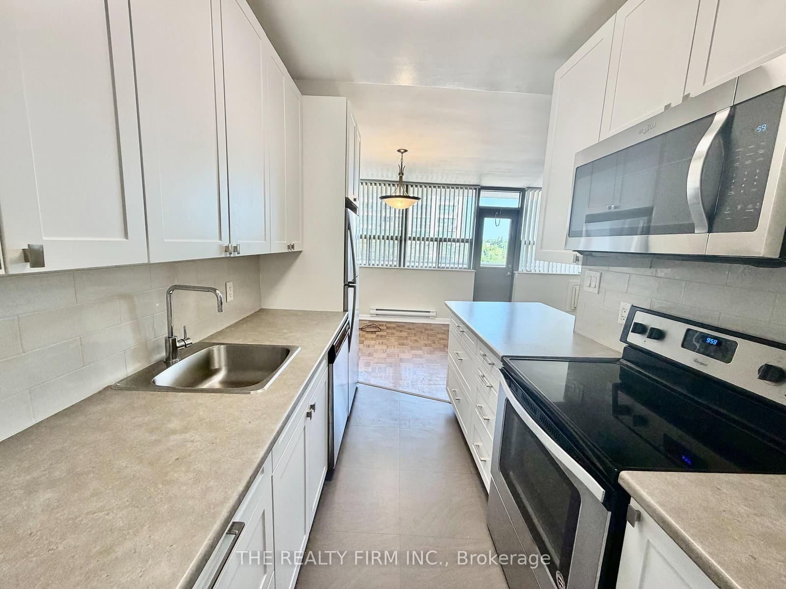 1209 Richmond Street, Unit 703 thumbnail 5