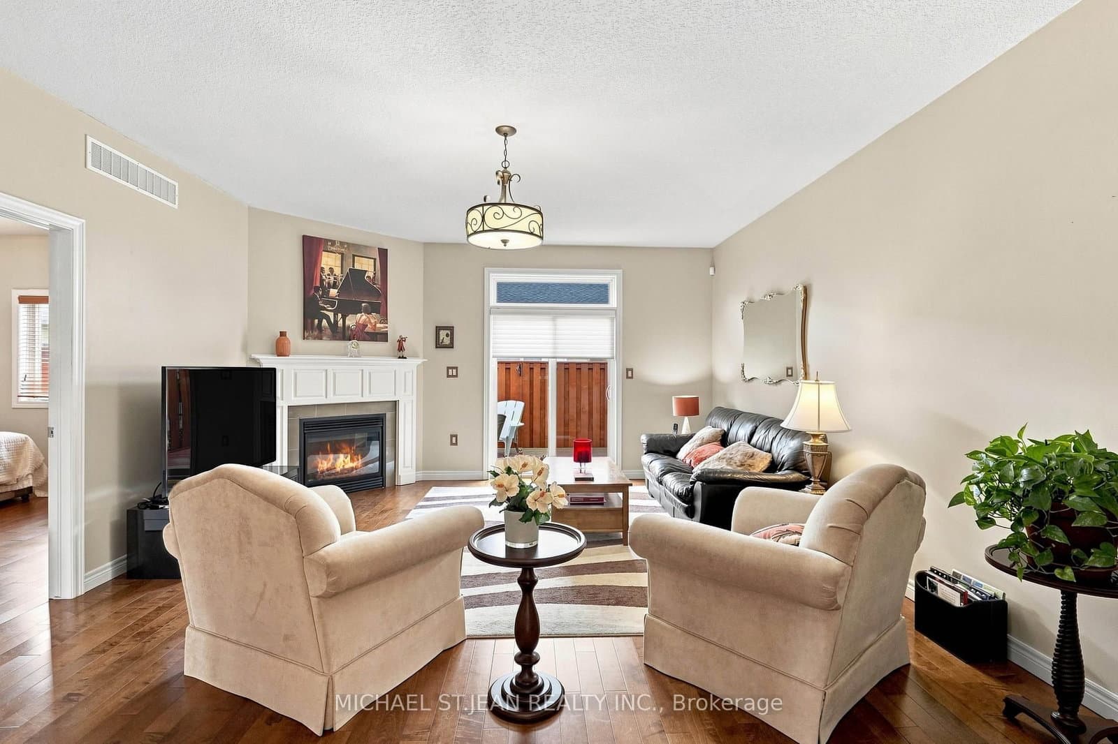 25 Stickland Lane thumbnail 11