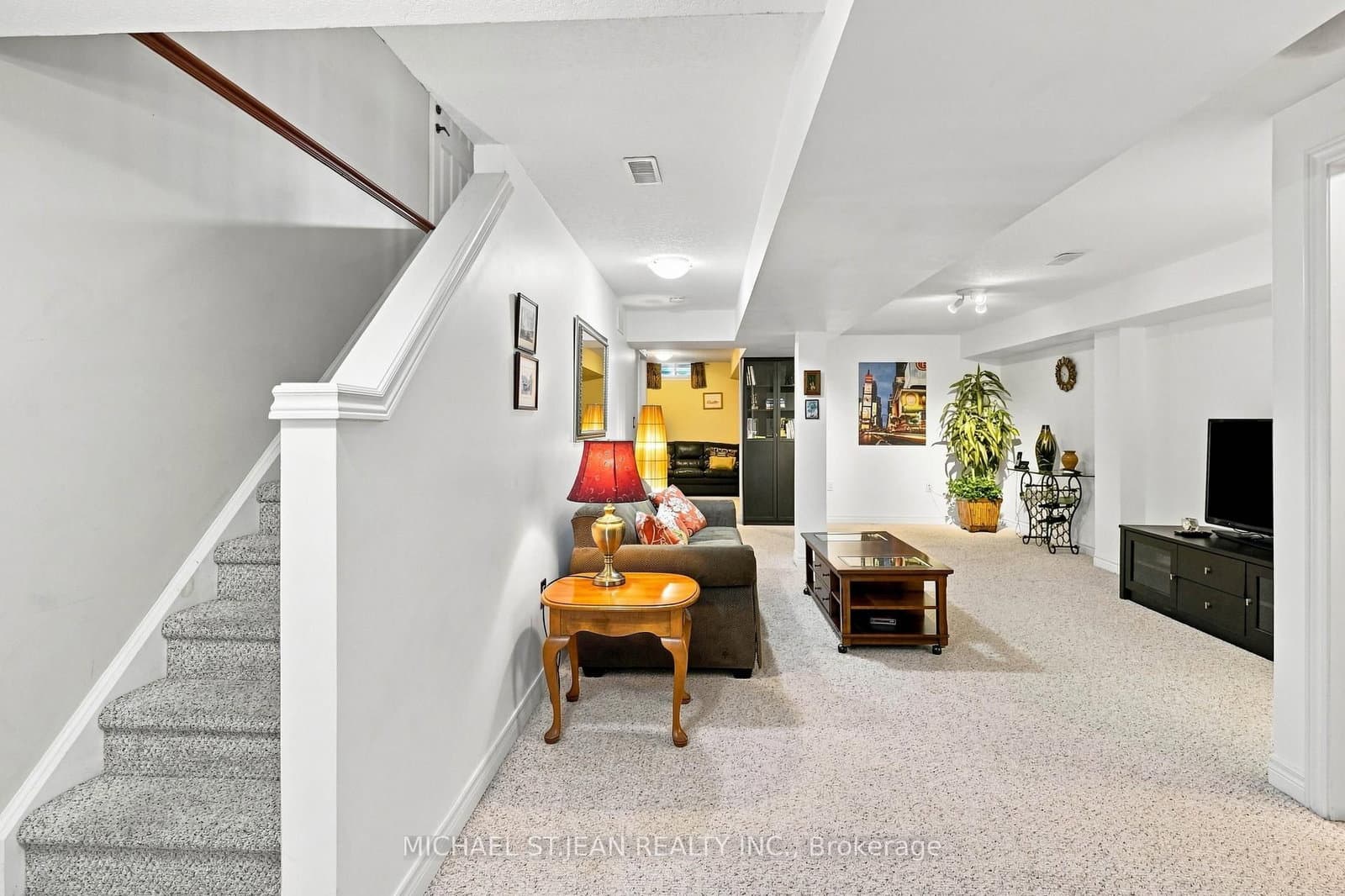 25 Stickland Lane thumbnail 32