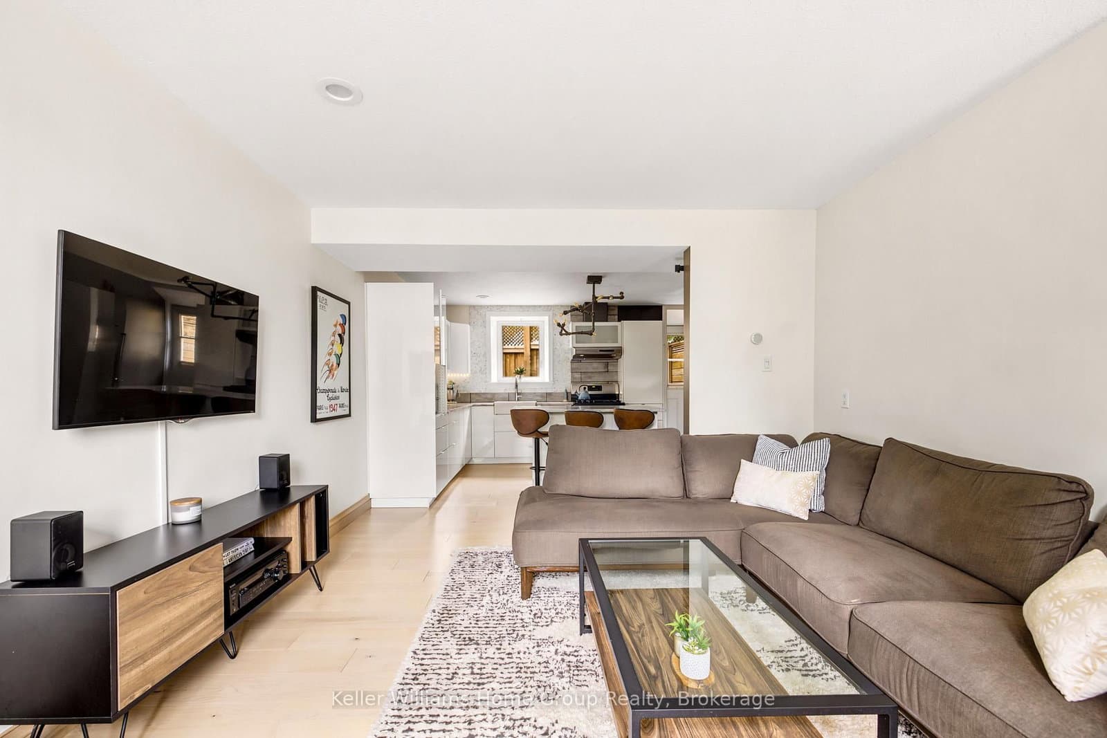 61 Essex Street thumbnail 7