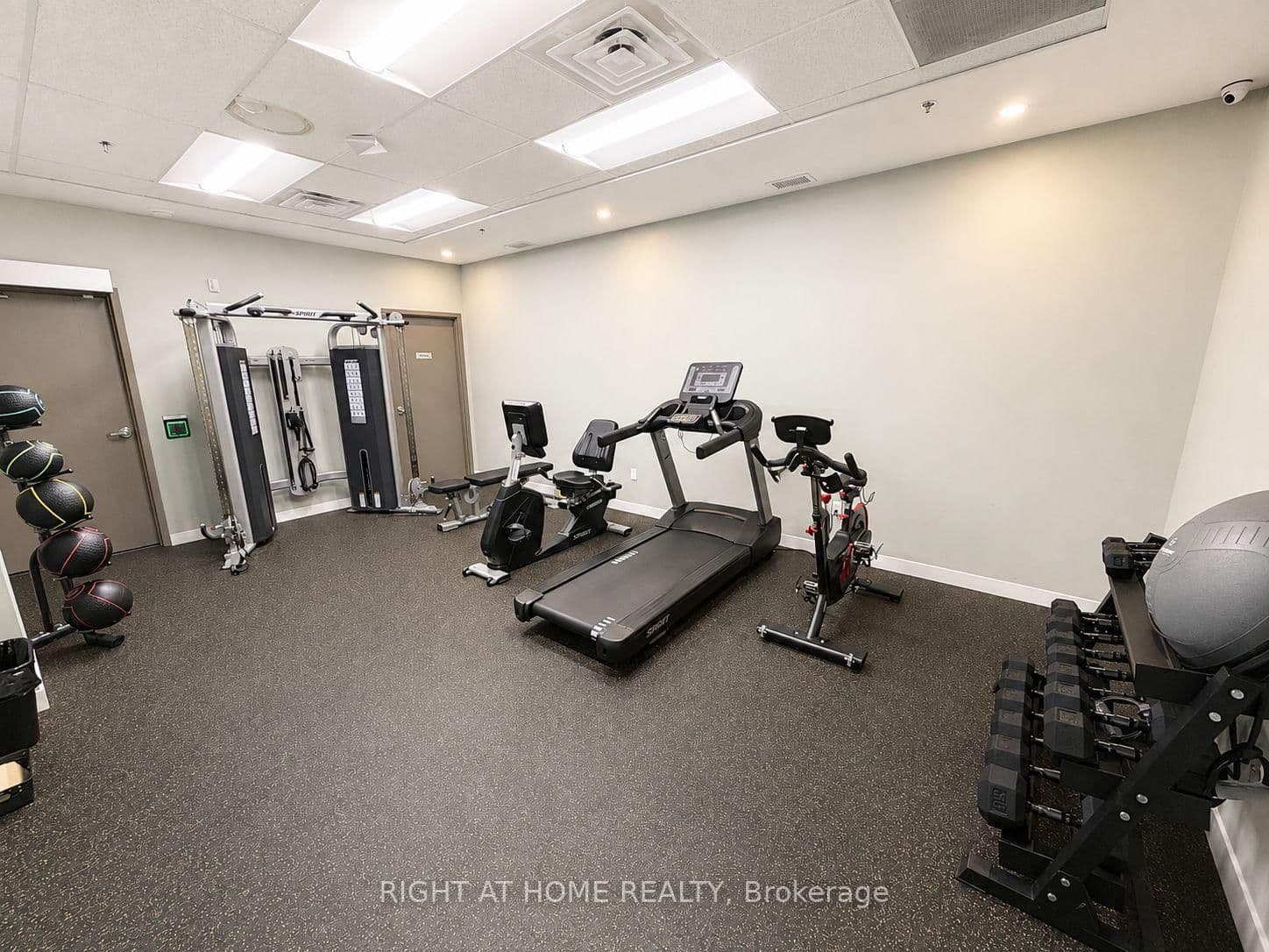 250 Albert Street, Unit 713 thumbnail 16