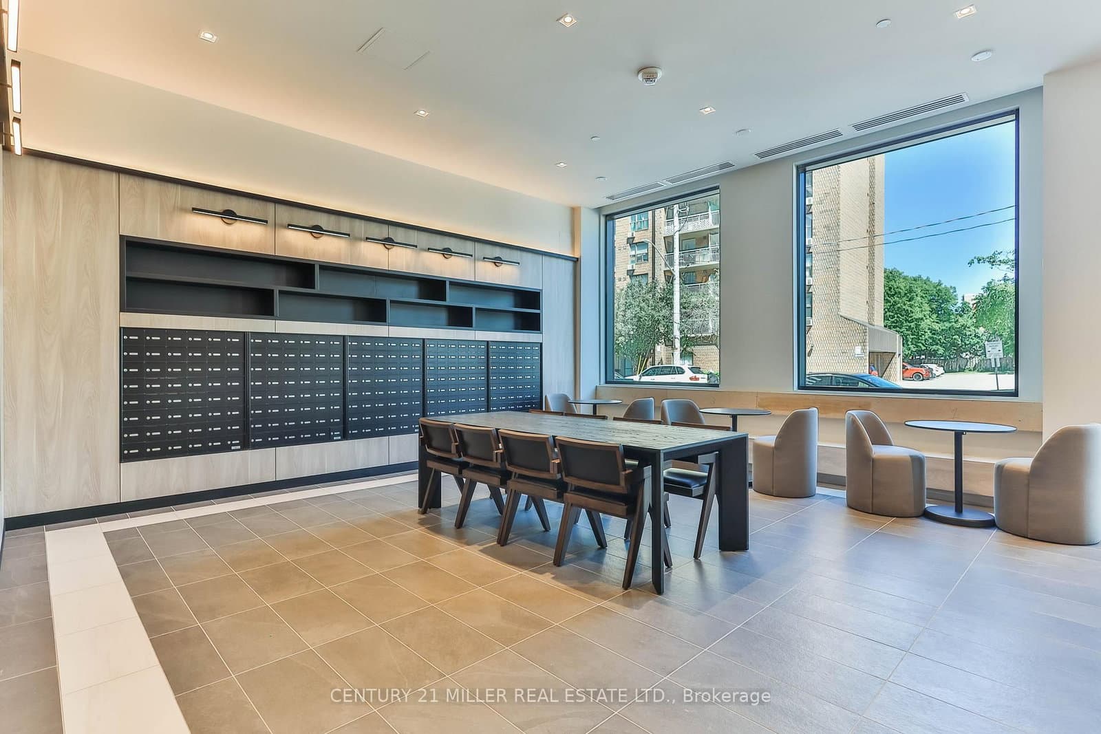 1 Jarvis Street, Unit 1309 thumbnail 4