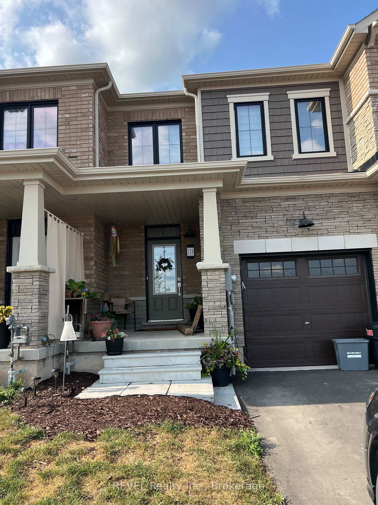118 Varsity Drive - Image 1