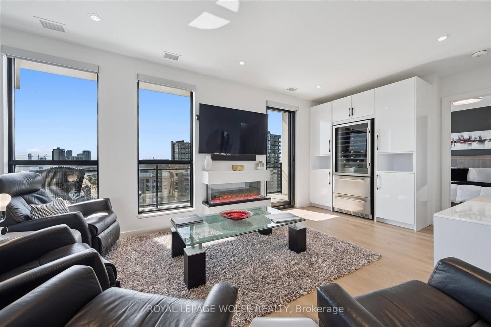 181 King Street S, Unit 1714 - Image 1