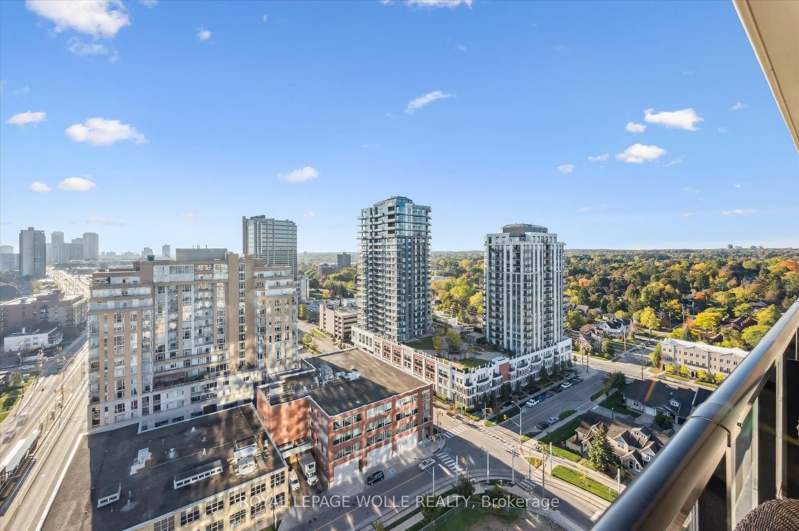 181 King Street S, Unit 1714 thumbnail 23