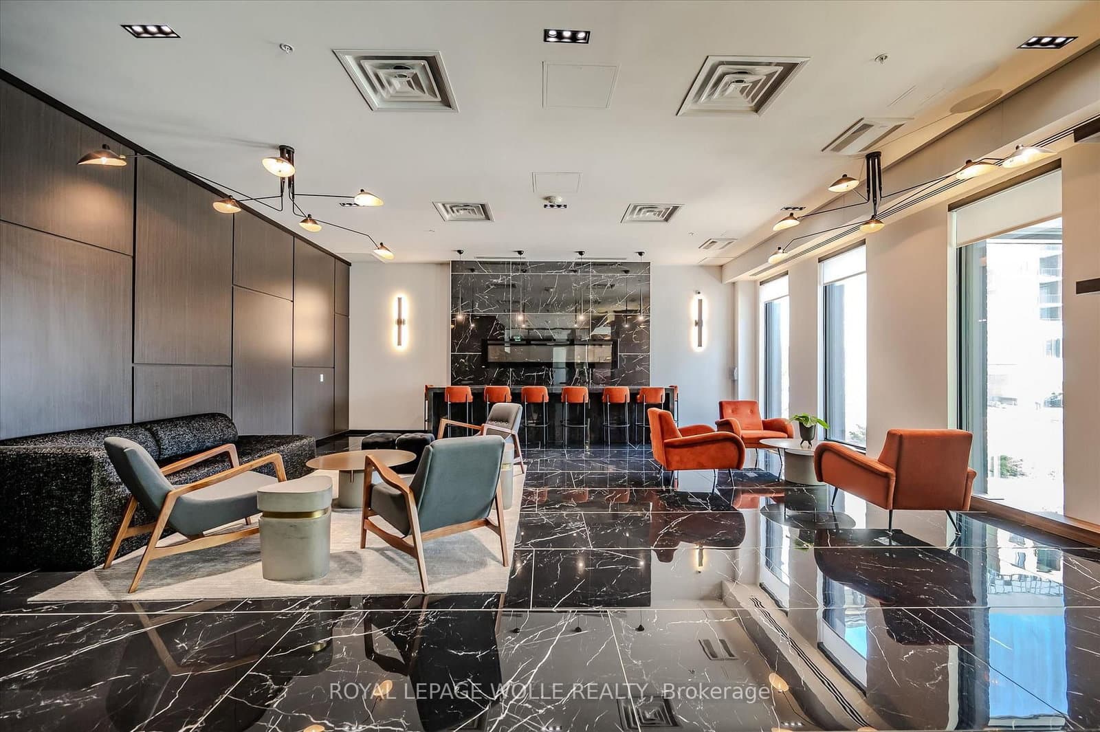 181 King Street S, Unit 1714 thumbnail 46