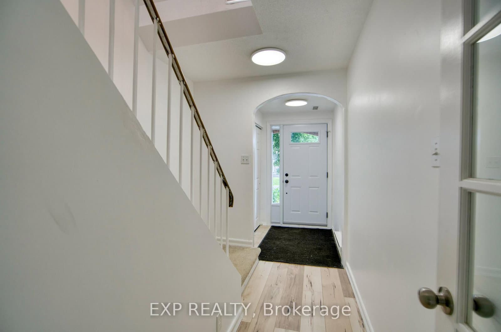 90 Lightfoot Place, Unit 75 thumbnail 4