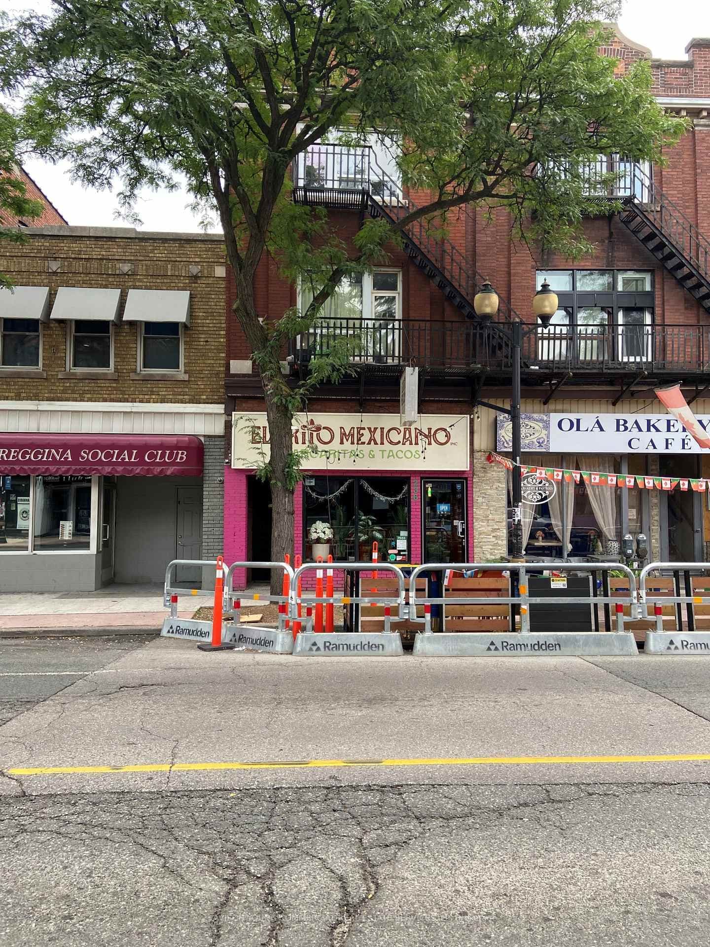 236 James Street N thumbnail 3