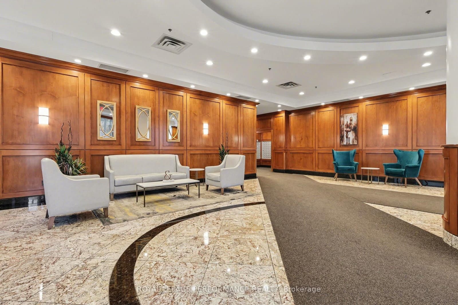 242 Rideau Street, Unit 204 thumbnail 20