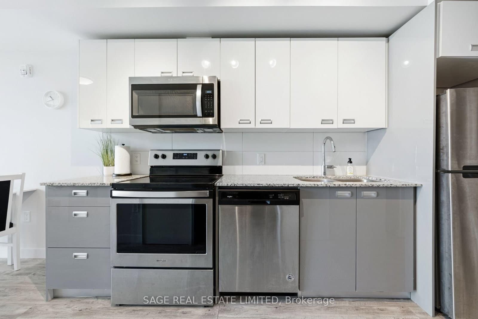 257 Hemlock Street, Unit 424 thumbnail 16